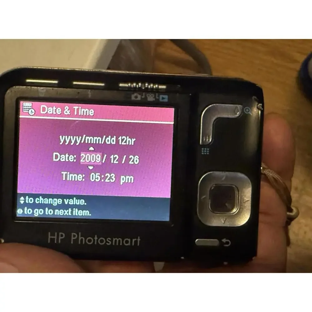 HP Photosmart Digital Camera M447 5MP Black ( Parts Only , Not Working